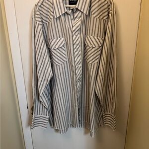 Wrangler 2XLT Striped Button-Up Shirt